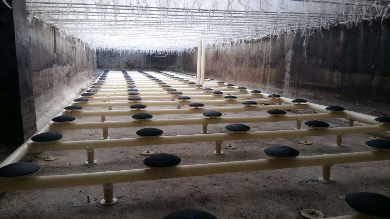 盤式曝氣器施工現(xiàn)場(chǎng)